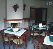 breakfast room